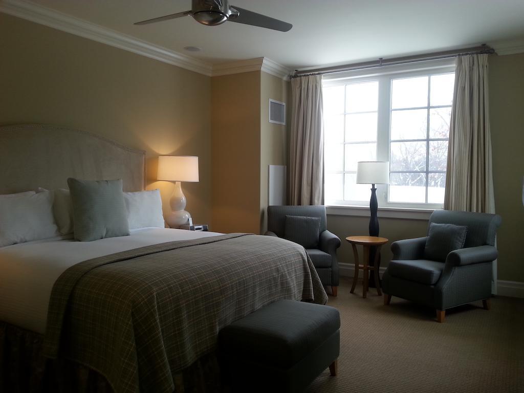 Touchstone Resort On Lake Muskoka Bracebridge Room photo
